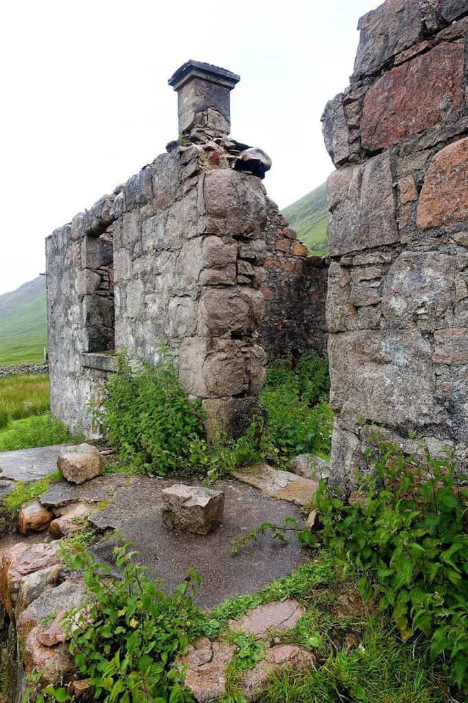 Farmhouse ruins