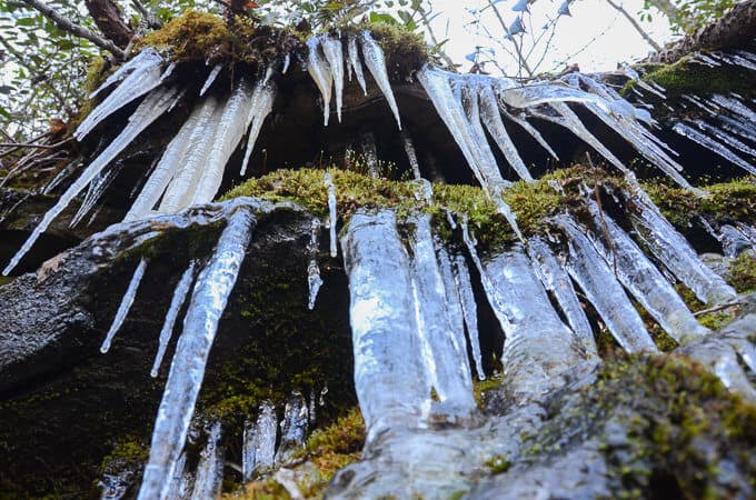 Icicle formations